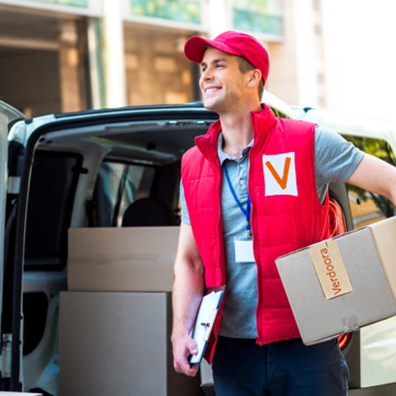 100% fresh vegetarian food delivered in London, UK